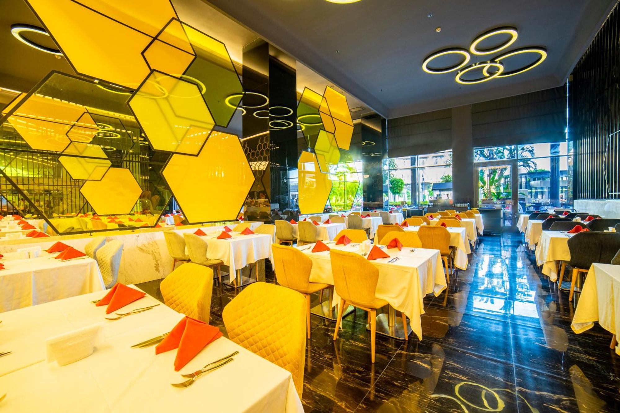 Bosphorus Sorgun Hotel Ultra Allinclusive Side Exterior foto